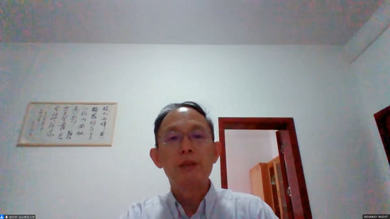 图1  许崇育院士作学术报告.png